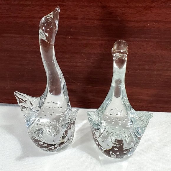 2 Controlled Bubble Art Glass Swan Paperweight Figurine 4.5" crystal bird Flaw - Picture 7 of 12